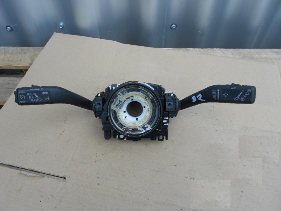 4 bca. Подрулевой шлейф tiguan 2012. Подрулевые блоки фольксваген. Подрулевые блоки фольксваген. 5q0953569c.