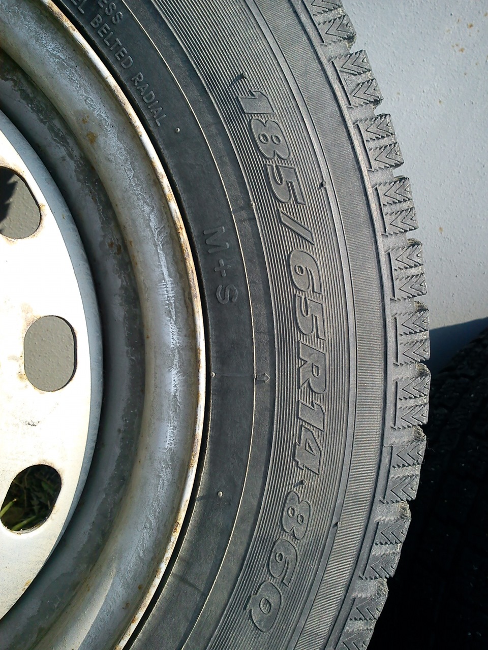 продам колёса, резину R14 зима, лето — Nissan Wingroad (Y11), 1,5 л ...