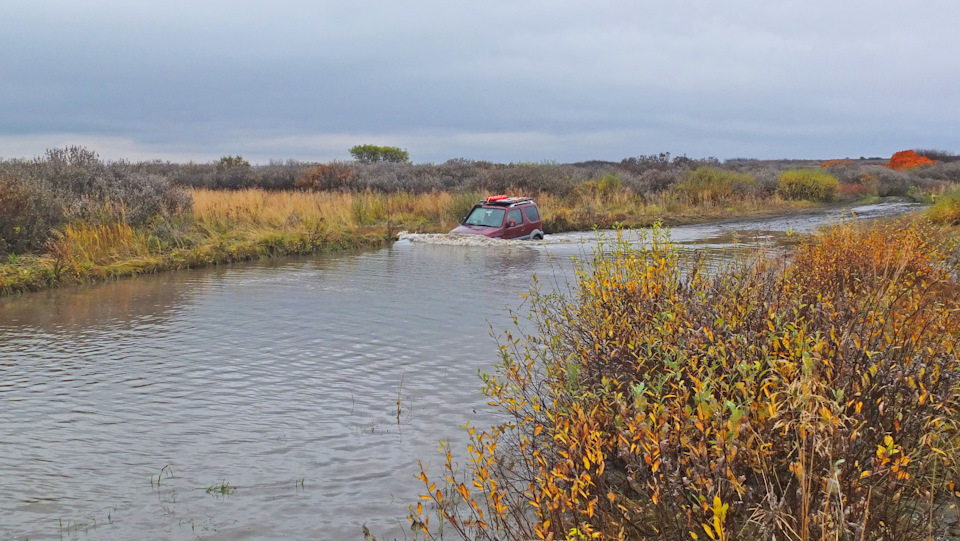Тоторо ныряет — Suzuki Jimny (1G)