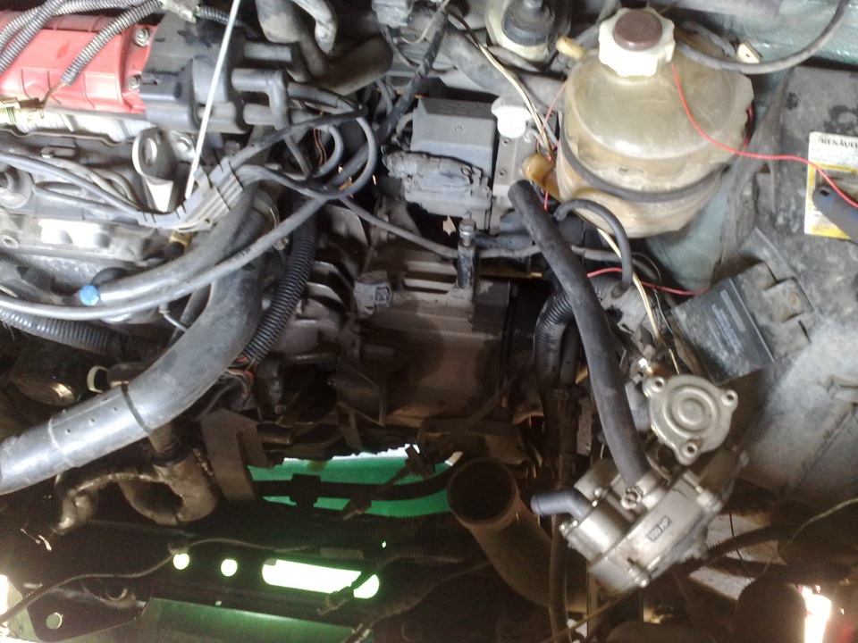 Сцепление и сальники — Renault 19, 1,8 л, 1993 года | своими руками ...