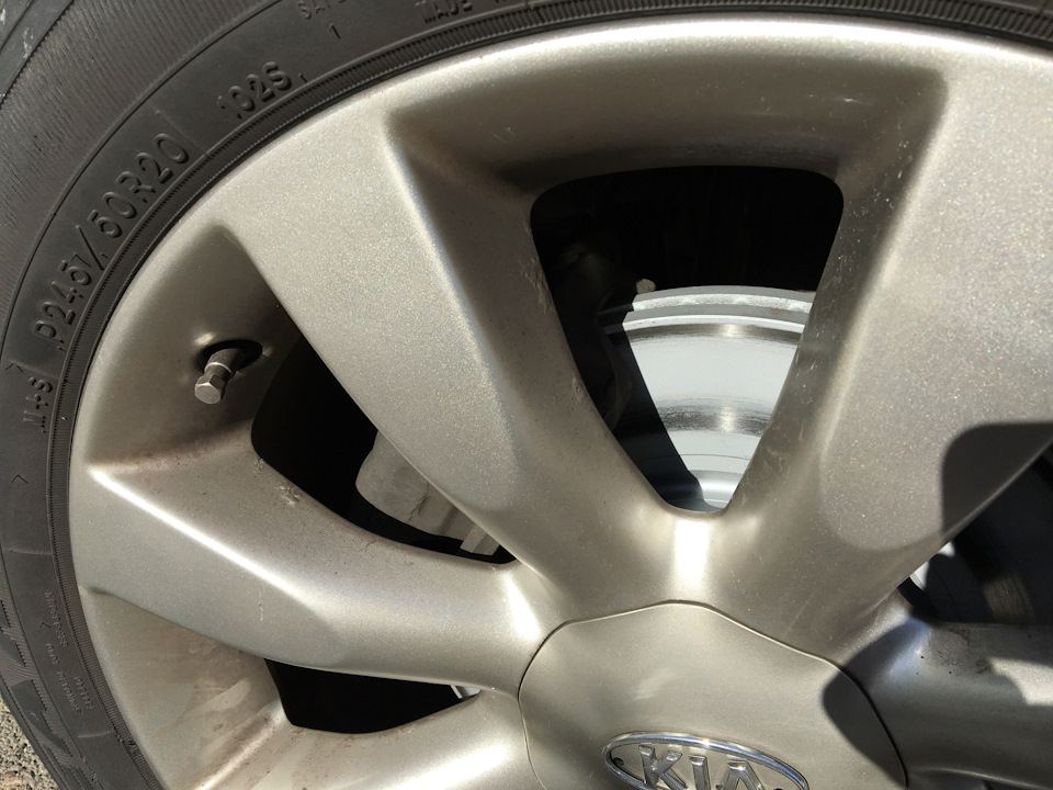 а вот такую картину я увидел, спустя 7 км, именно столько занимает у меня поездка на дачу! — KIA Sorento (2G)