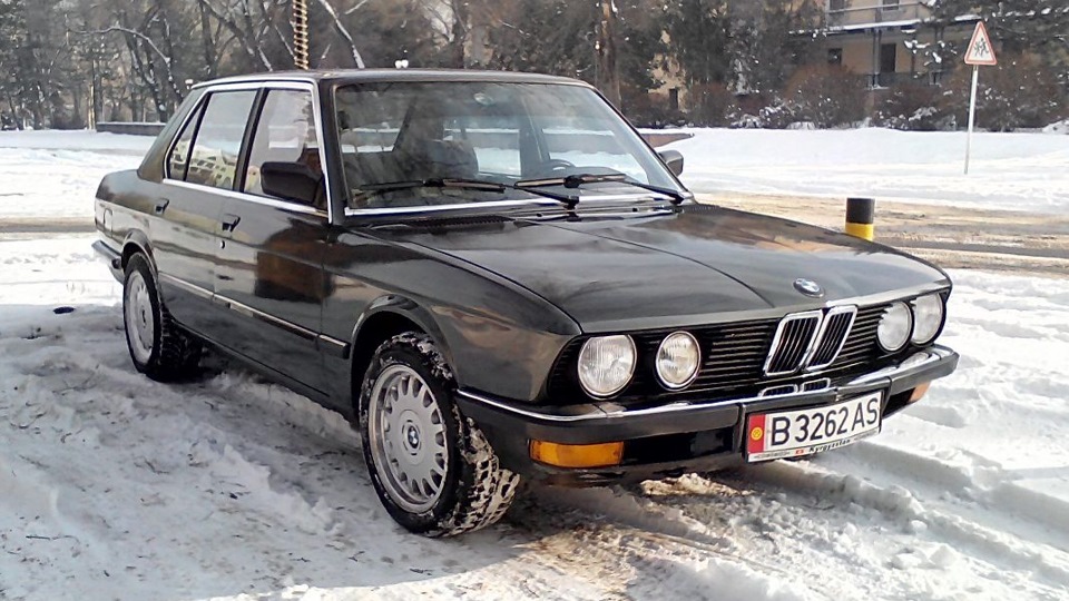 BMW 5 1985