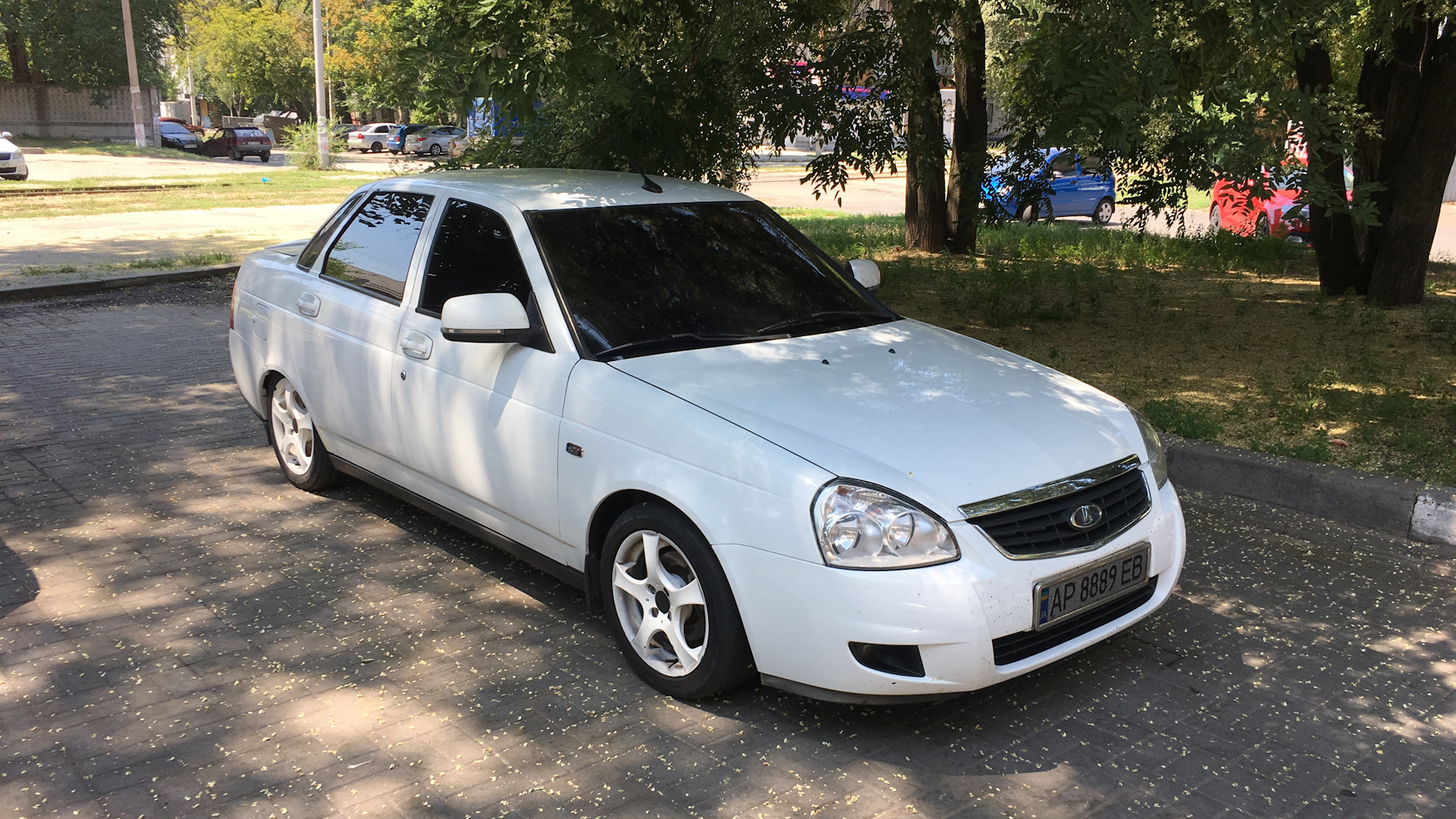 Lada Приора седан 1.6 бензиновый 2012 | Полная комплектация SE на DRIVE2