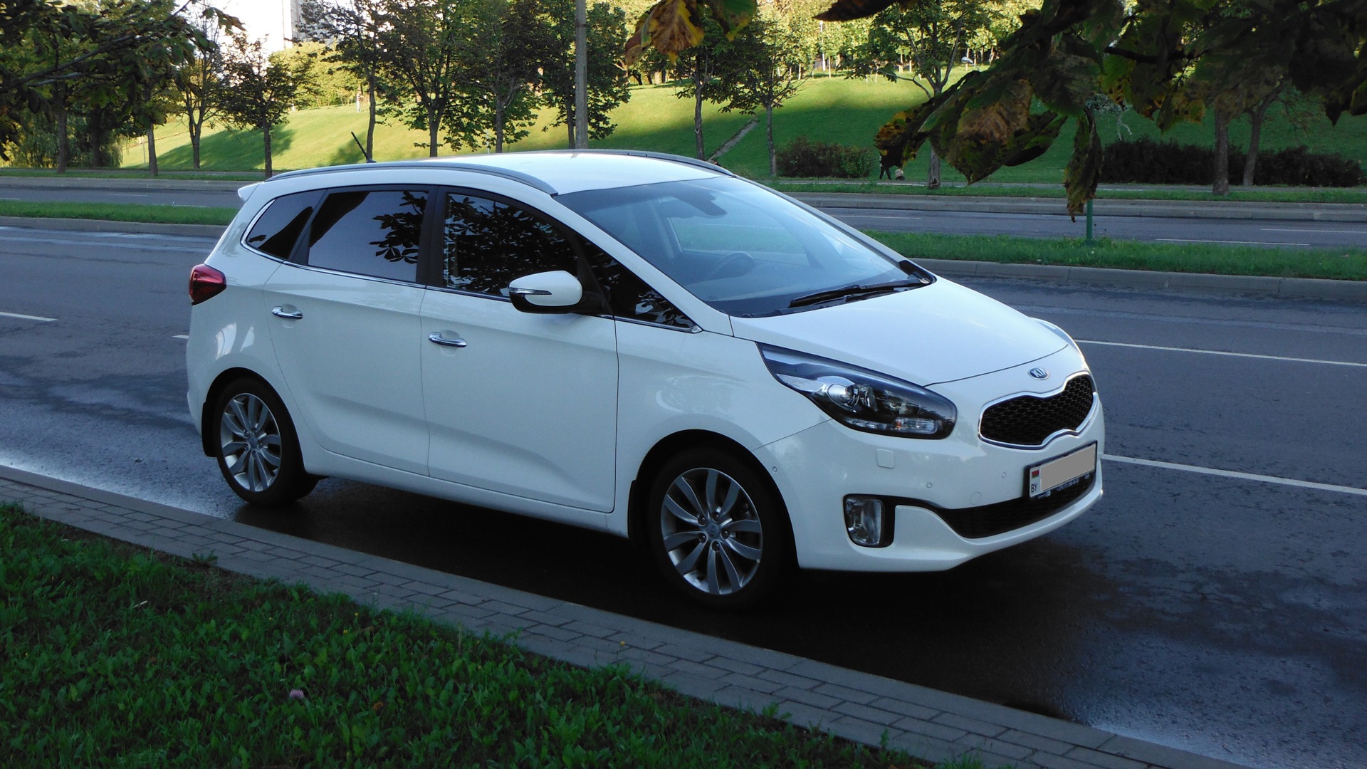 Kia Carens 2013