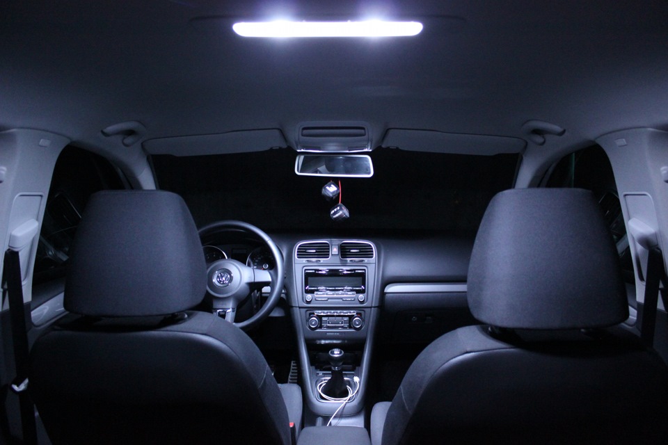 Диодная подсветка салона — Volkswagen Golf Mk6, 1,4 л, 2012 года ...