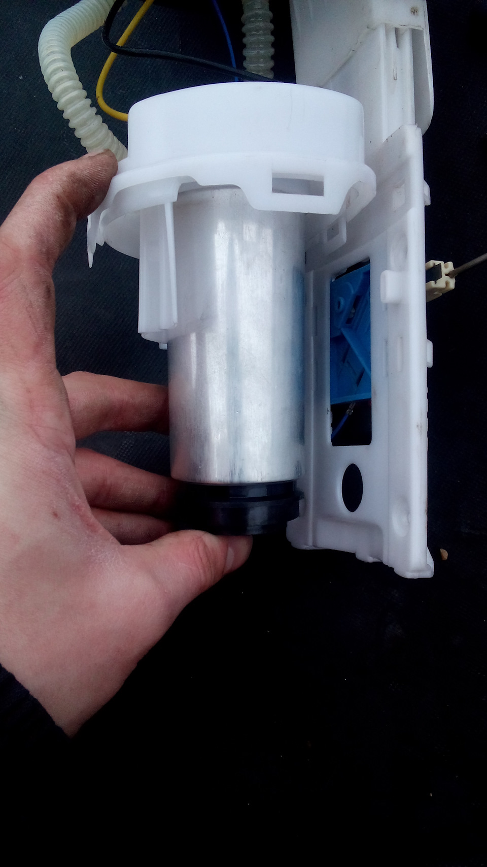 Когда топливный насос от Audi 4.2 — Volkswagen Passat B5, 1,6 л, 2000 ...