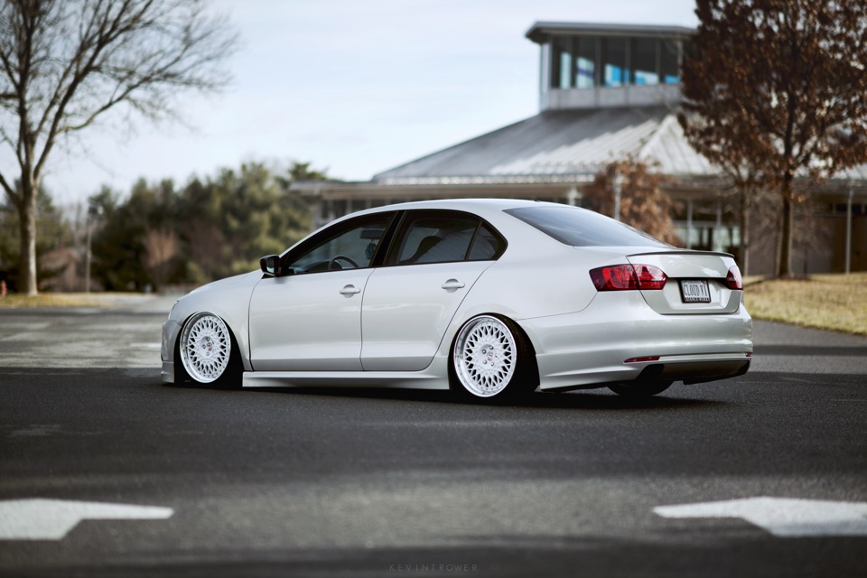 Volkswagen Jetta 6 stance