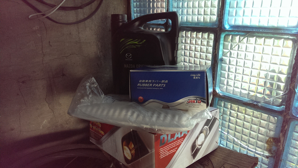 Замена масла, сайлентблоков задних продольных рычагов. — Mazda Axela ...