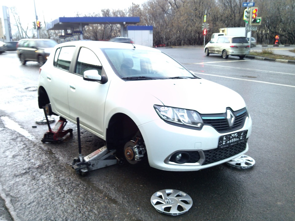Переобуваемся) — Renault Sandero 2G, 1,6 л, 2014 года | шины | DRIVE2