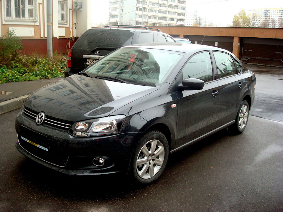 Volkswagen Polo. Снятие блокировки бензонасоса после ДТП. — DRIVE2