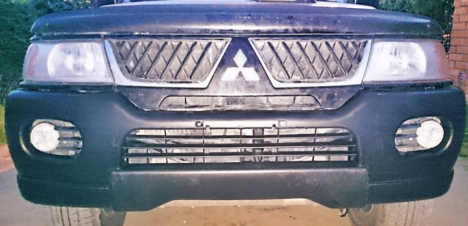 PMB04097BA — Mitsubishi Pajero Sport (1G). Запчасти на фото: PMB04097BA