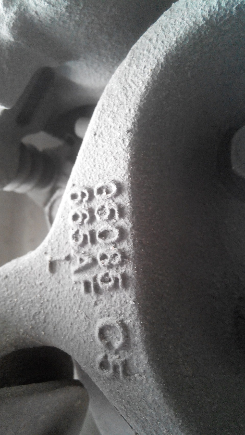 Номер на бОльшем — Dodge Avenger Sedan