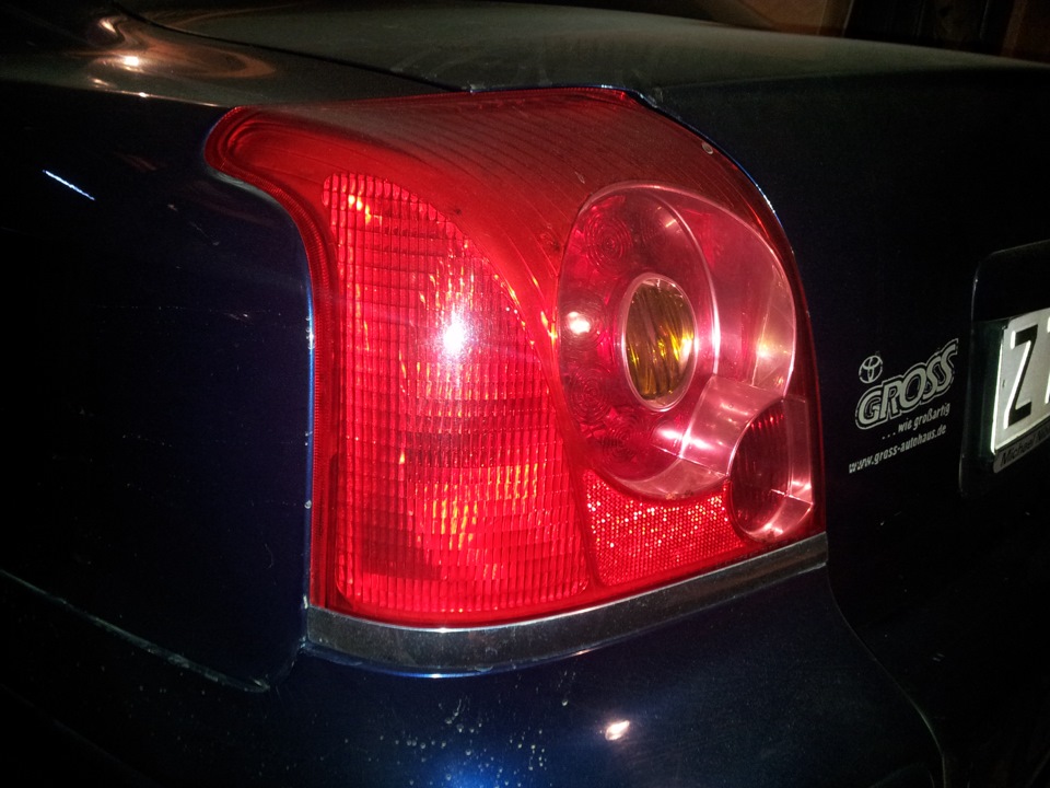 Полировка задних плафонов как светит теперь перед и зад. Приклеил ...