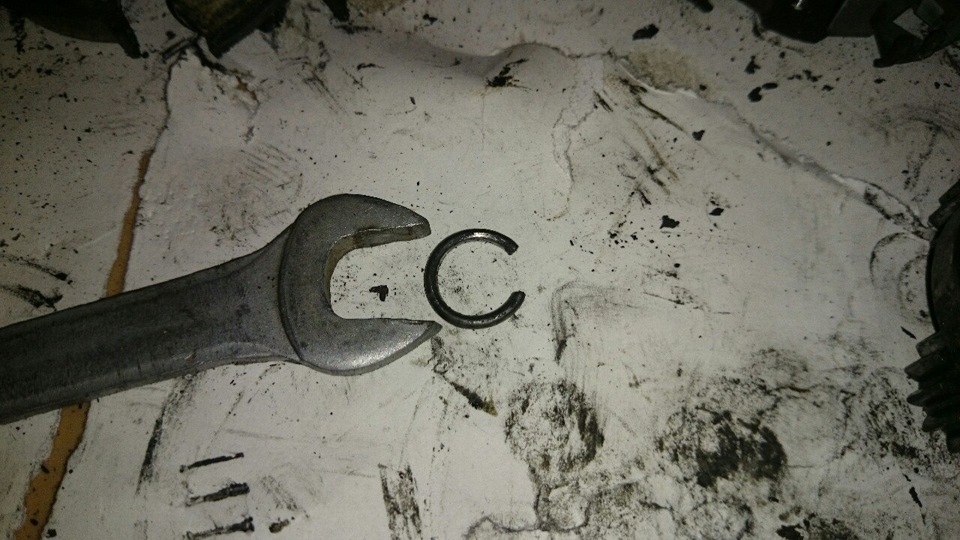 Замена бендикса на стартере часть 1 — BMW 3 series Coupe (E36), 2,8 л ...