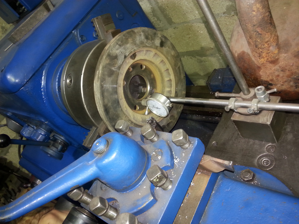 Проточка тормозных дисков — Lada 112 Coupe, 1,6 л, 2009 года | своими ...