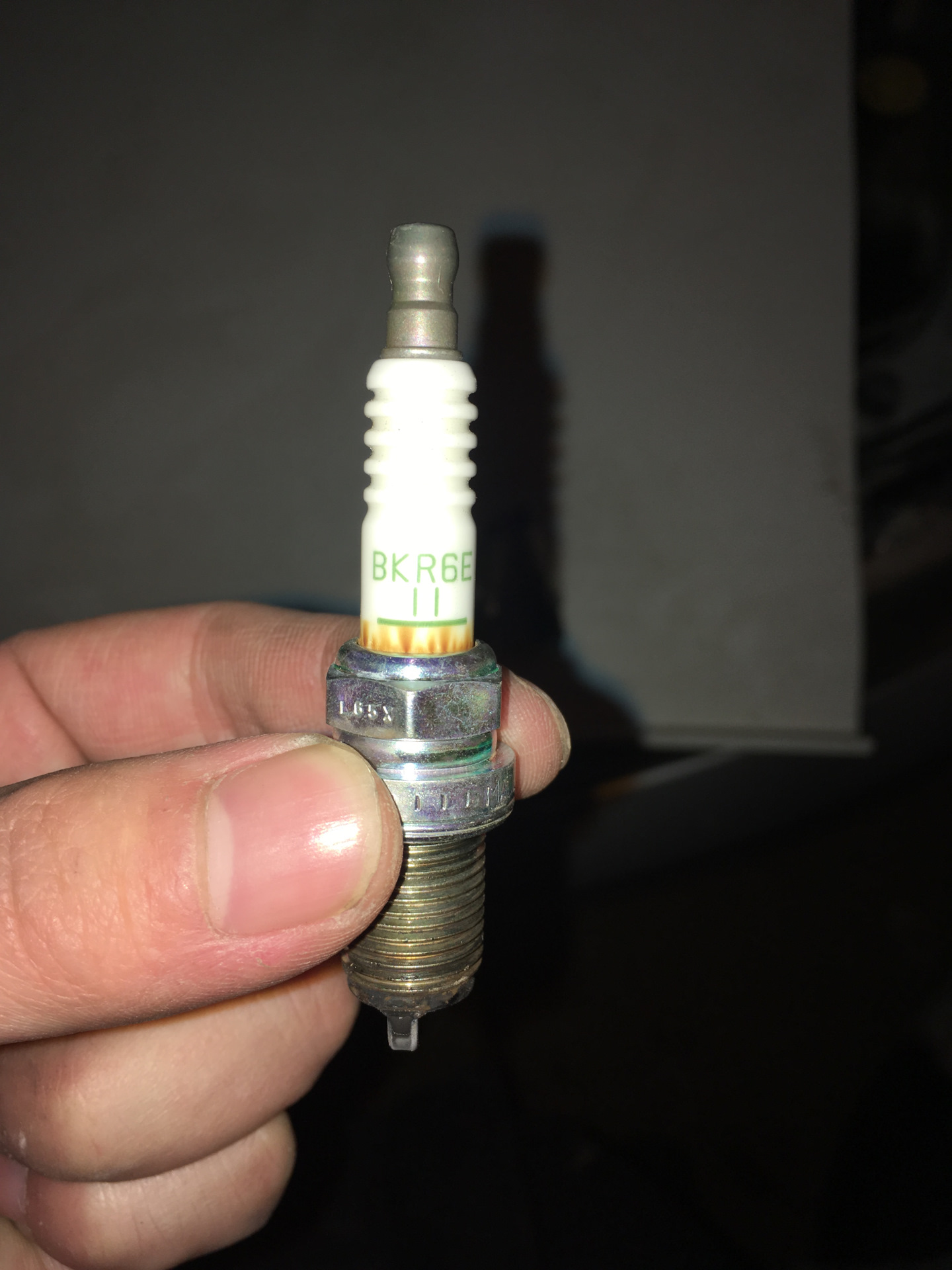 8 с двойным. Nissan bluebird свечи. свечи зажигания ниссан тино 1.