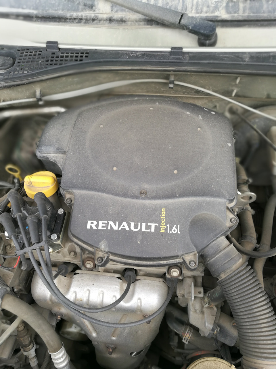 Фильтр оказывается у меня стоит круглый. Официалы подсказали :-) — Renault Logan (1G)