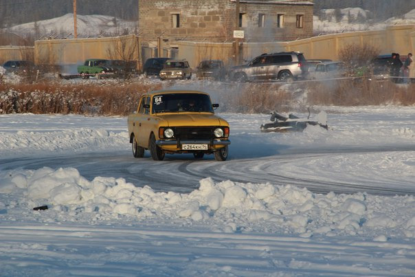 москвич 412 под зимний дрифт