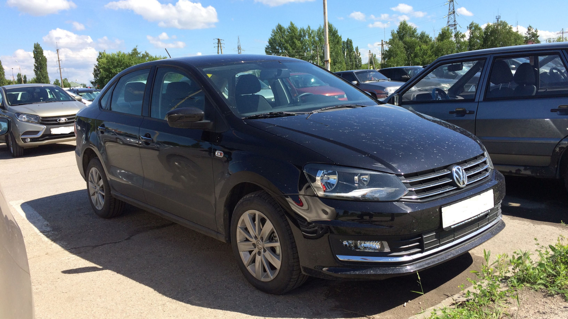 Volkswagen Polo Sedan 4.0 гибридный (Plug-in) 2013 | Почему так на DRIVE2