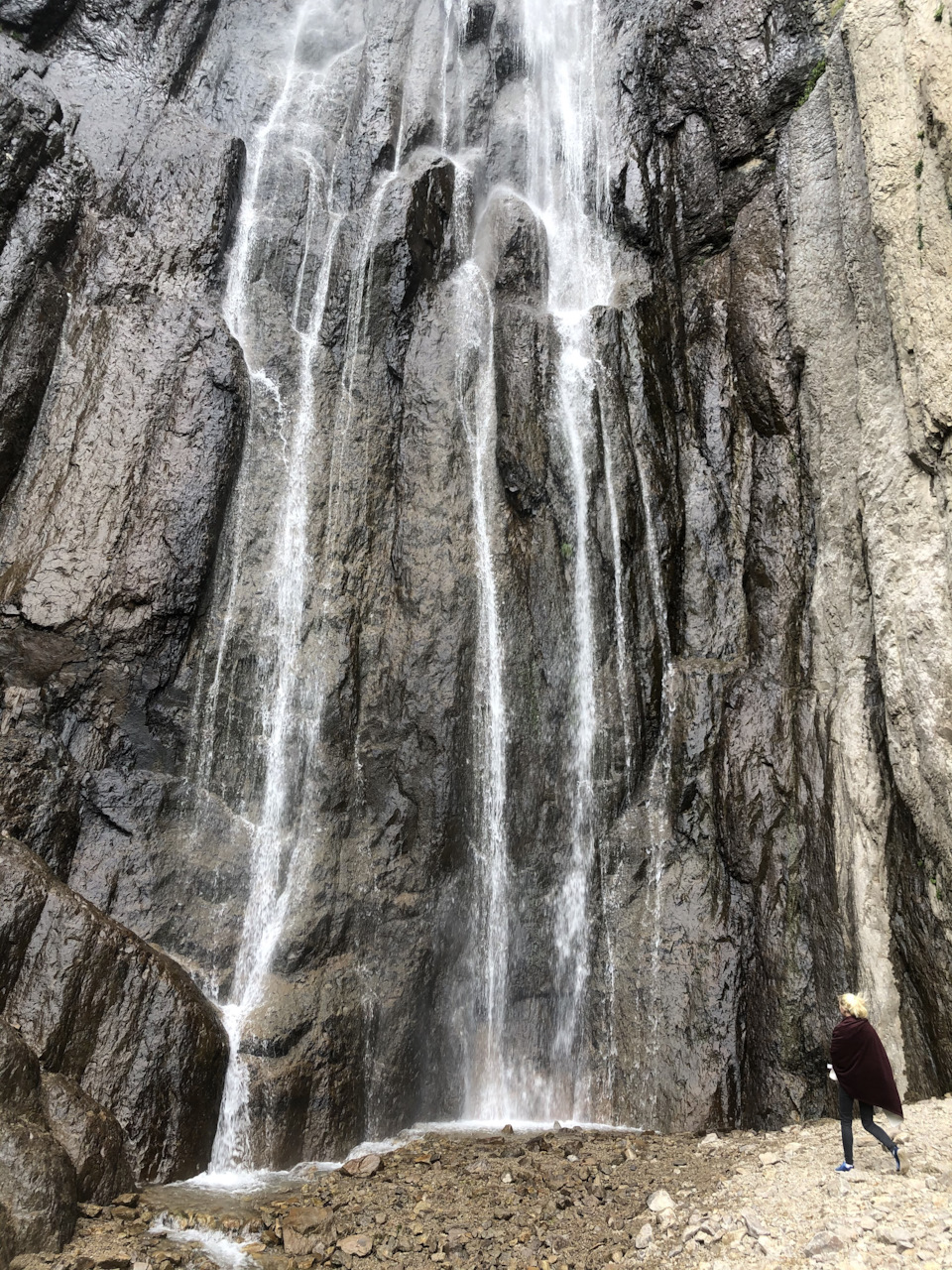 4 — KIA Sorento (2G)