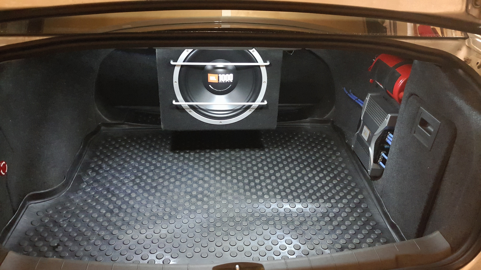 Подвес сабвуфера — Opel Vectra C, 1,8 л, 2007 года | тюнинг | DRIVE2