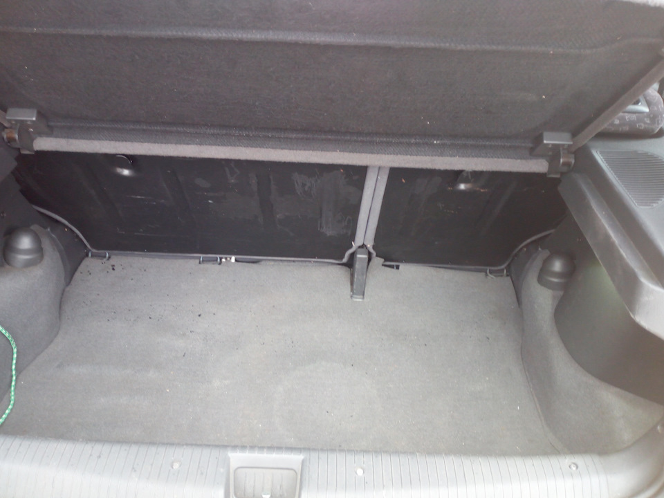 Карпет в багажник — Opel Corsa C, 1,7 л, 2002 года | стайлинг | DRIVE2