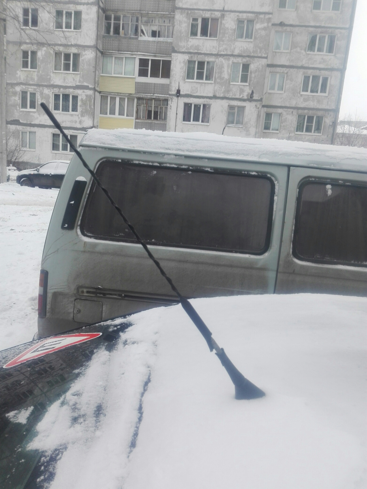 Свет в бардачке и антенна. — Skoda Octavia A5 Mk2, 1,6 л, 2010 года ...