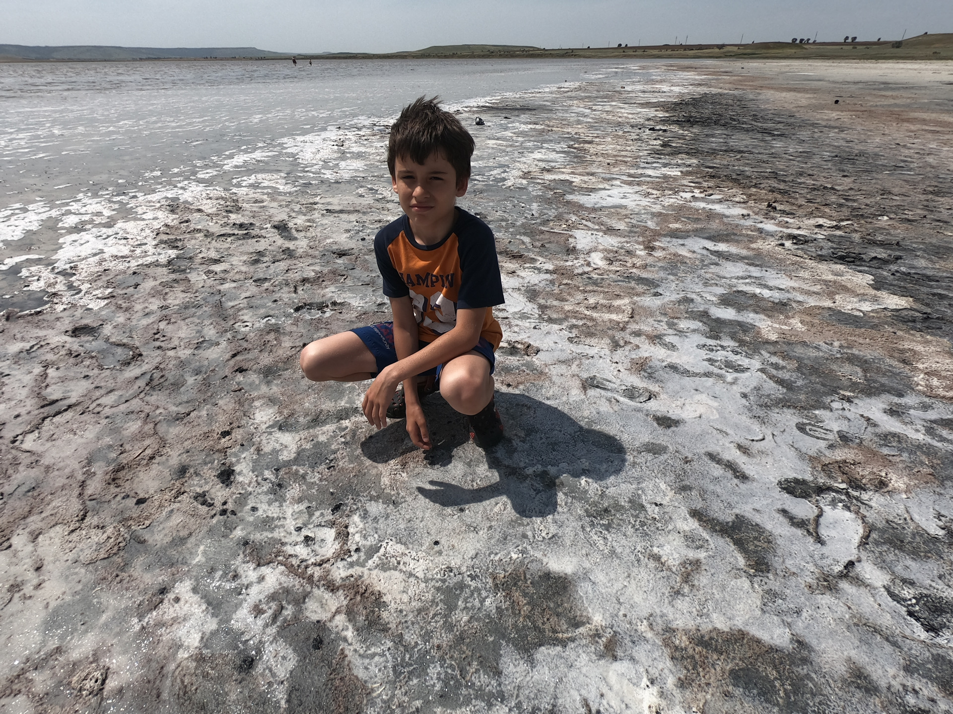 Соленое озеро в Светлограде грязь