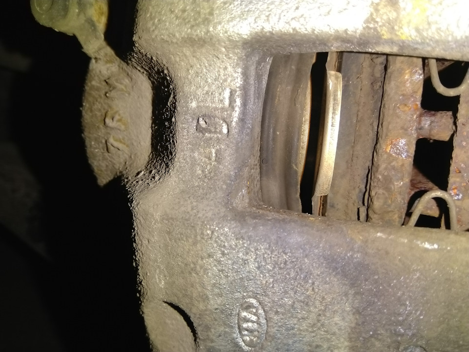 Небольшой обзор оригинальных тормозных колодок. — Hyundai Elantra (6G ...