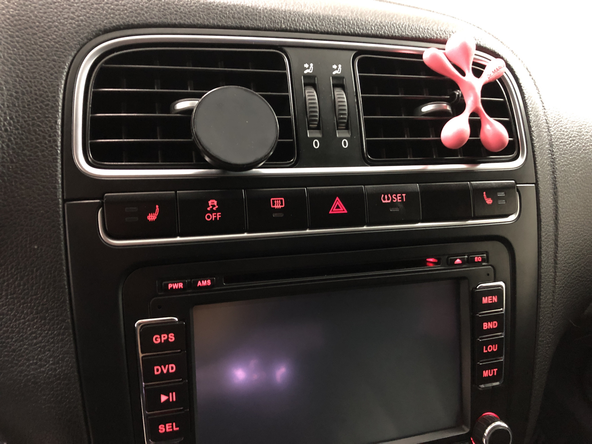 Магнитофон фольксваген. Магнитола поло седан 2018. Магнитофон на VW Polo sedan. REDPOWER Polo sedan. Магнитола Фольксваген поло 2017.