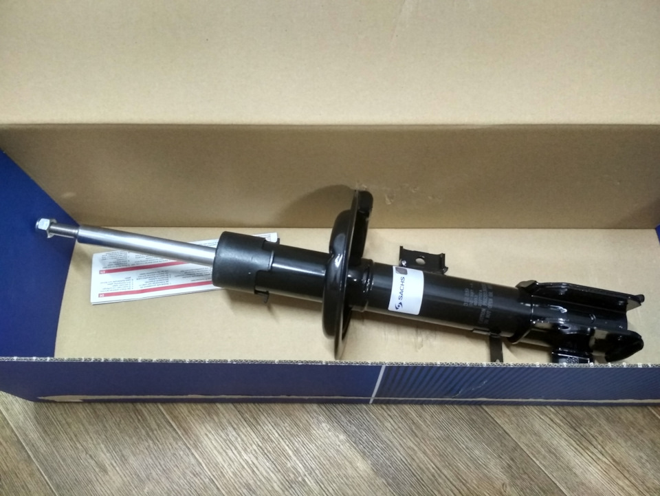 Стойки sachs. Амортизационные стойки sachs 318723/318722. Sachs стойки w211. Амортизатор sachs 317614.
