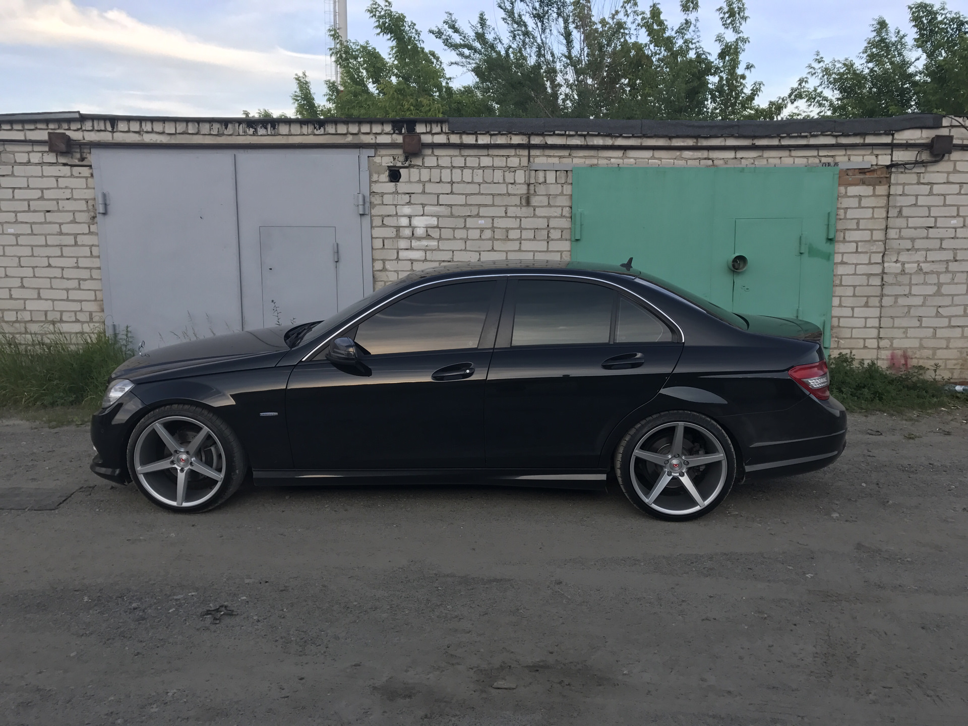 Какие колеса на мерседес w204