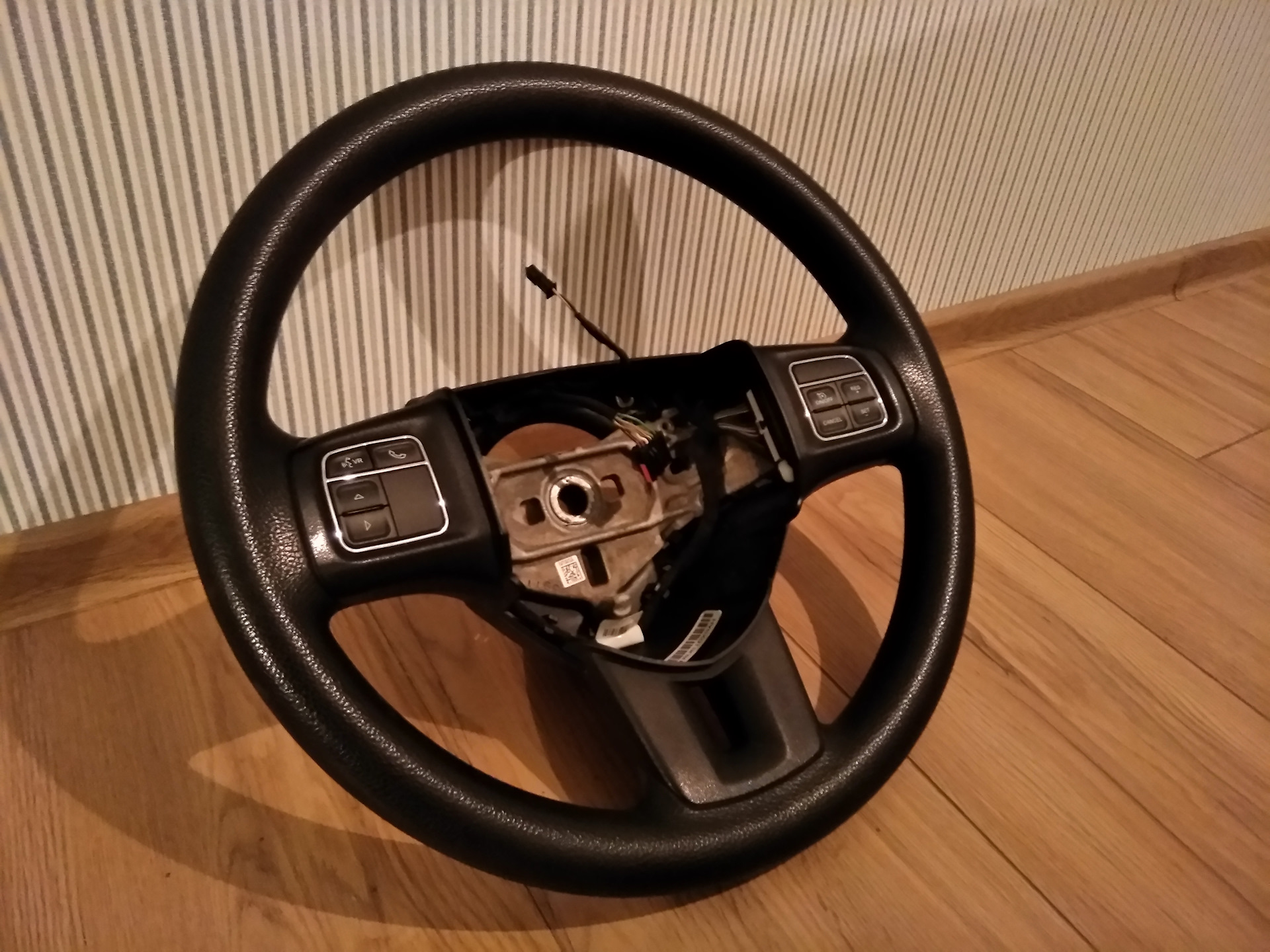 Руль додж чарджер. Руль додж интрепид 2. Руль на додж рам 1500. Руль додж. Руль додж.