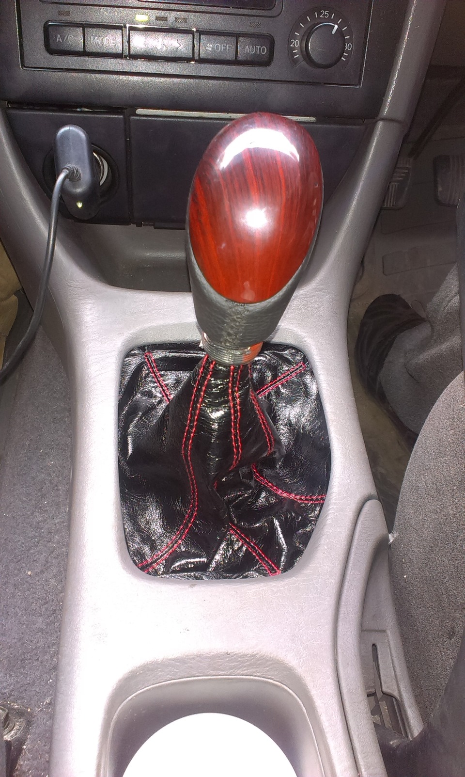 чехол на ручку мкпп — Toyota Caldina (210), 1,8 л, 1999 года ...