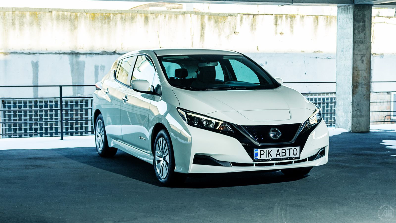 Видео: тест-драйв электромобиля Nissan Leaf 40kWh 2018. Обзор первого ...