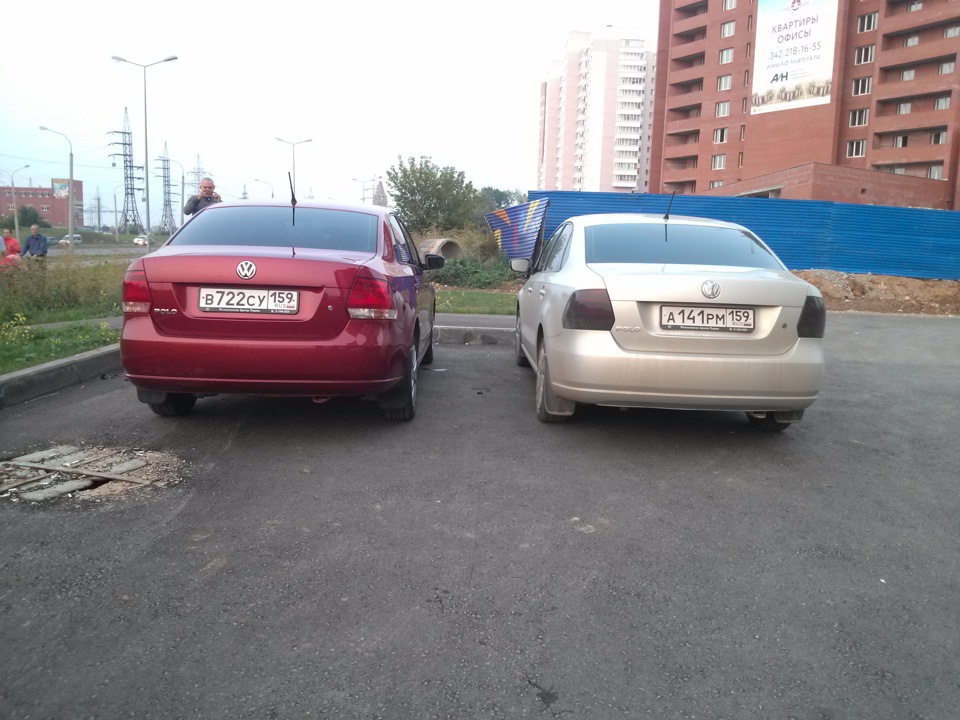 Затонировал задние фонари — Volkswagen Polo Sedan, 1,6 л, 2013 года ...