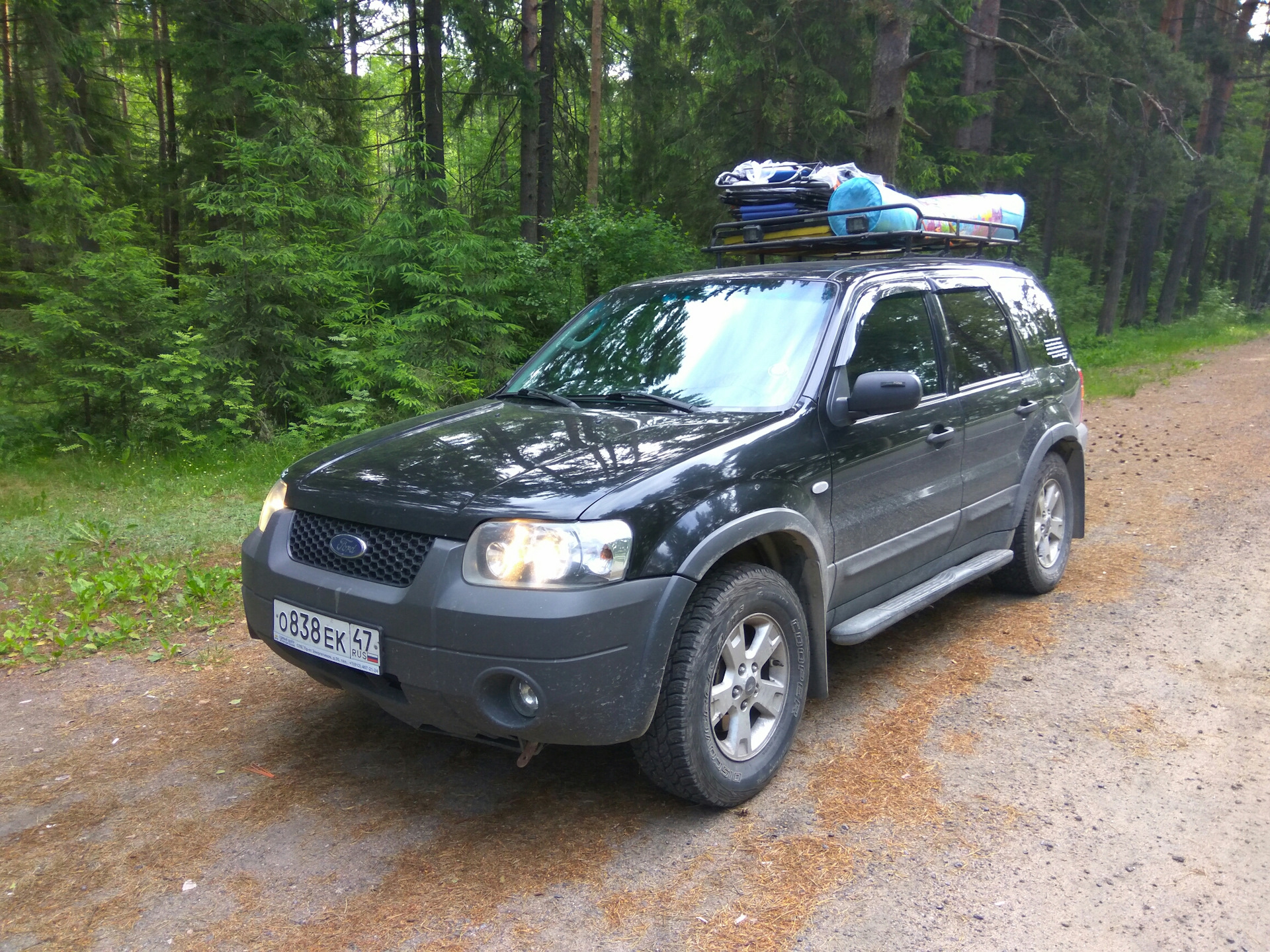 Маверик уфа. Мазда Маверик 2.3. ГБО Ford Maverick 2002. Багажник на крышу Форд Маверик. Подножка для Форд Маверик.