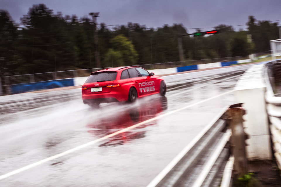 Green hell in Finnish meeting with Mika Hakkinen and test drive new tyres Nokian Tyres