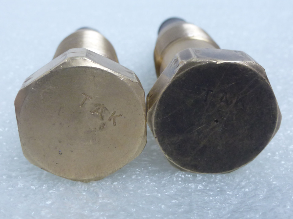 оригинал с надписью TAK — SsangYong Kyron