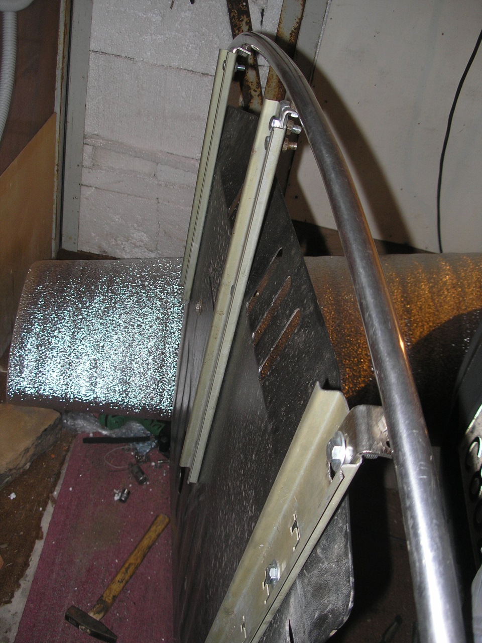 Вид снизу — Ford Fusion