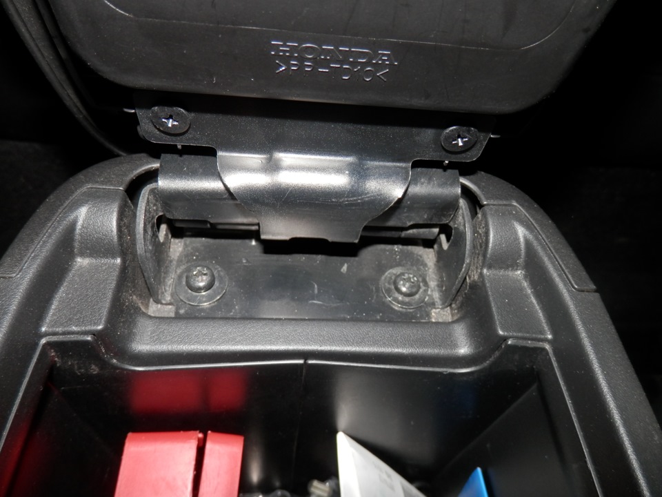 Ремонт подлокотника — Honda Accord (7G), 2 л, 2007 года | своими руками ...