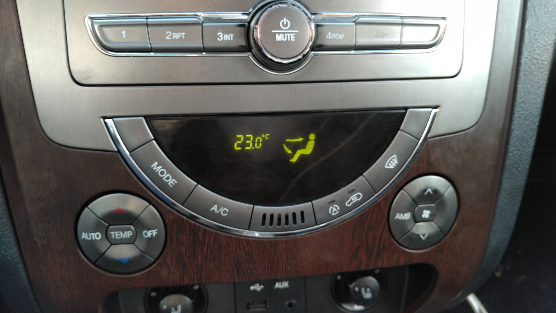 Ssangyong климат контроль. Датчик климат контроля ssangyong actyon. Климат контроль на актион нью. Actyon sports климат контроль. Ssangyong actyon 2014 блок климат.