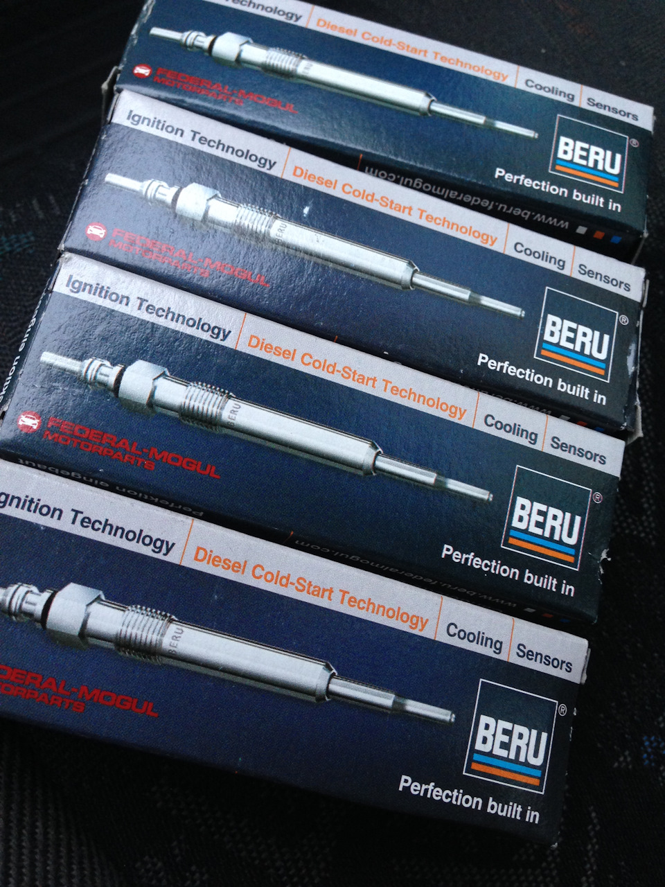 Замена свечей накала — BERU — Skoda Felicia, 1,9 л., 2000 года | визит ...