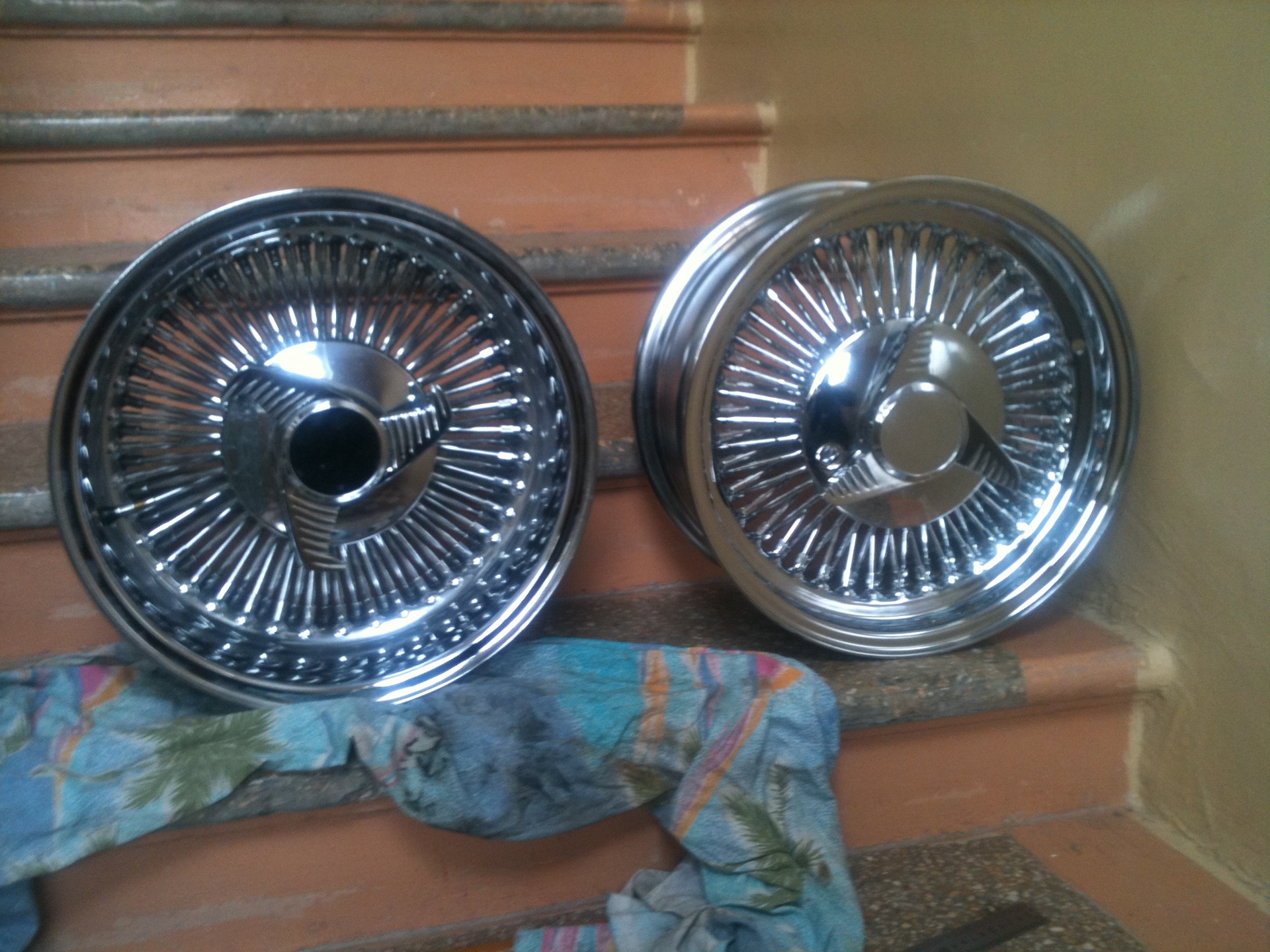 диски спицы r14 на ваз 2114. диски р15 спицы на ваз. обод r15 хром спицы. диски спицы на ваз. Saab 95 спицованные диски.