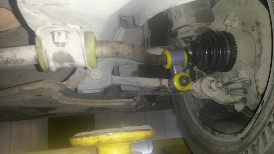 Замена яиц и втулок стабилизатора — Lada Приора седан, 1,6 л, 2013 года ...