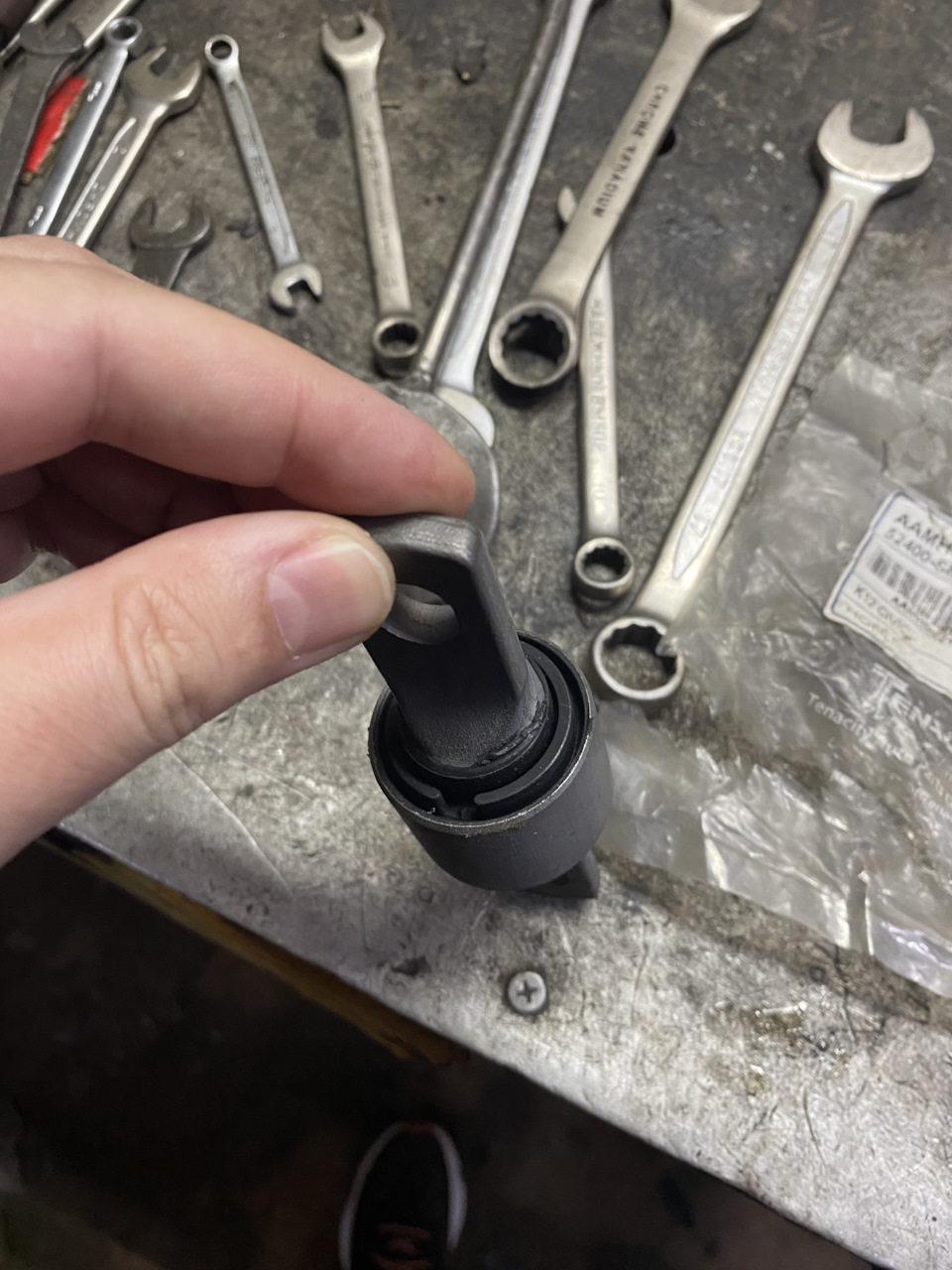 Замена «ушастого» сайлент блока на регулировочных рычагах(SAT) — Honda ...