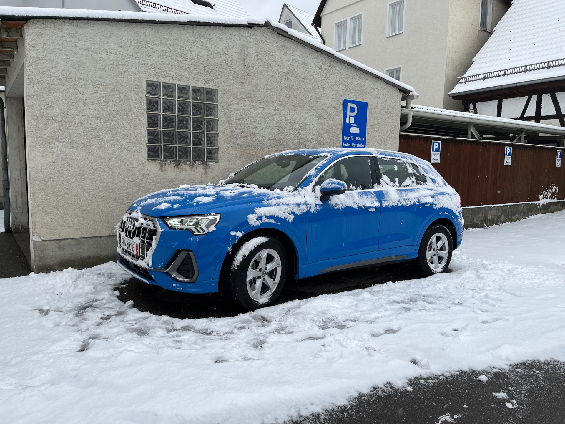 Визит в АЦ Рёйтлинген — Audi Q3 (2G), 2 л, 2019 года | визит на сервис ...