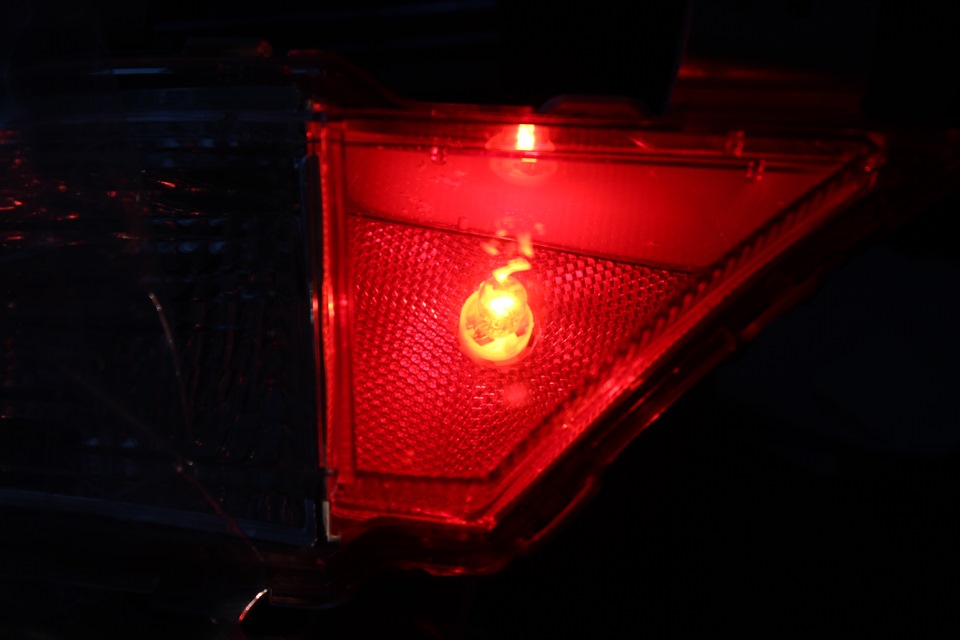 Поло седан купить лампы симметричного зх и птф. Сигнальная лампа заднего птф. Фонарь заднего хода krone. Задний ход птф. Газик фара заднего хода.