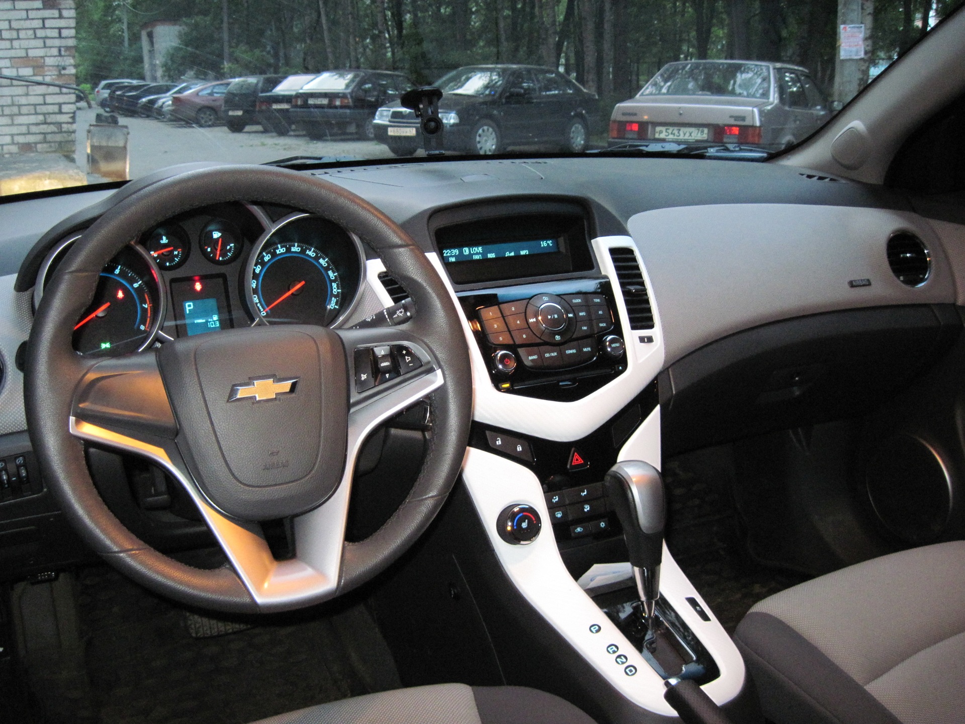 Chevrolet Cruze 2015 салон