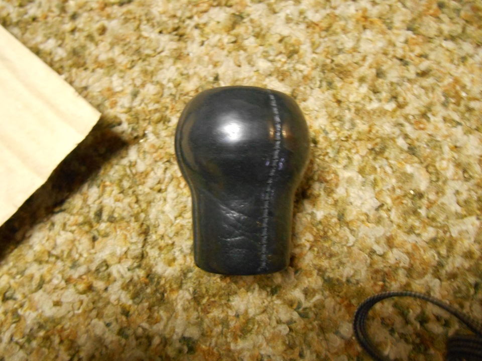 3. Набалдашник сингулярность таумкрафт 4. 5. Наболдажником. Кожаная ручка кпп рено с перфорацией.